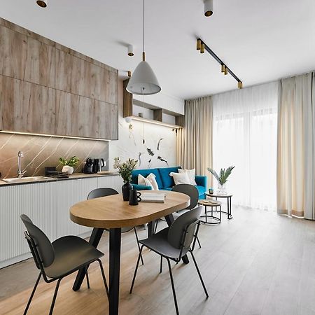 Golden Dreams Luxury Apartment 81 Краков Экстерьер фото